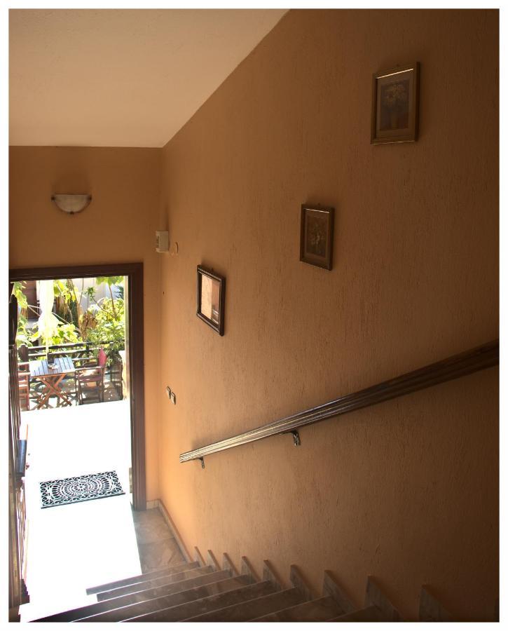 Dione Apartments Ouranoupoli Exterior foto