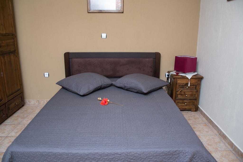 Dione Apartments Ouranoupoli Exterior foto